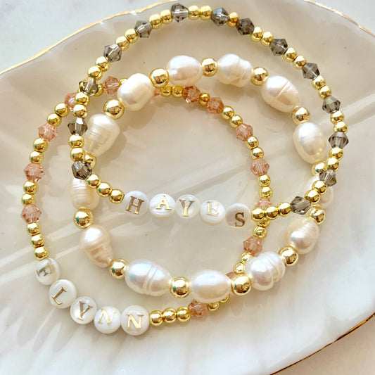 Pearl and Gold Beaded Stretch Bracelet